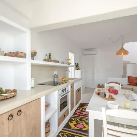 Soraya, Private Two Storey Gem In Stelida, Naxos Vila