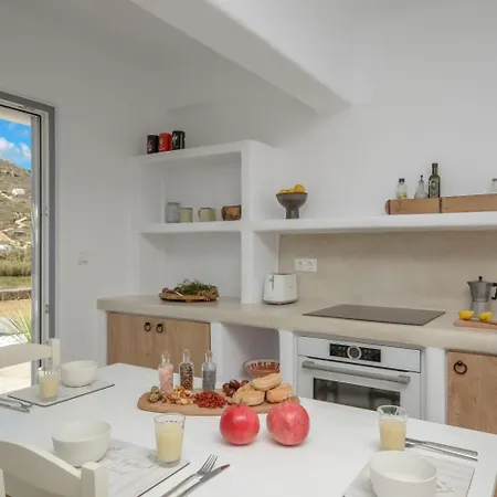 别墅 Soraya, Private Two Storey Gem In Stelida, Naxos *